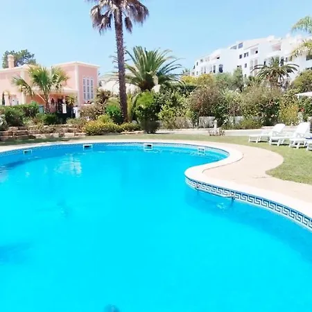 Sweet Lux Vau فيلة