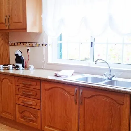 Sweet Lux Vau بورتيماو